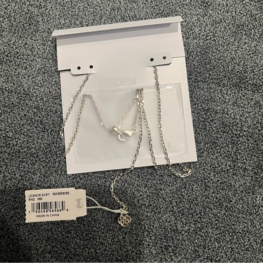 NWT, Kendra Scott Leanor Silver Short Pendant Necklace  in Platinum Drusy - Picture 4 of 12